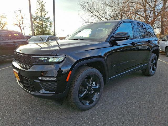 new 2025 Jeep Grand Cherokee car, priced at $52,535