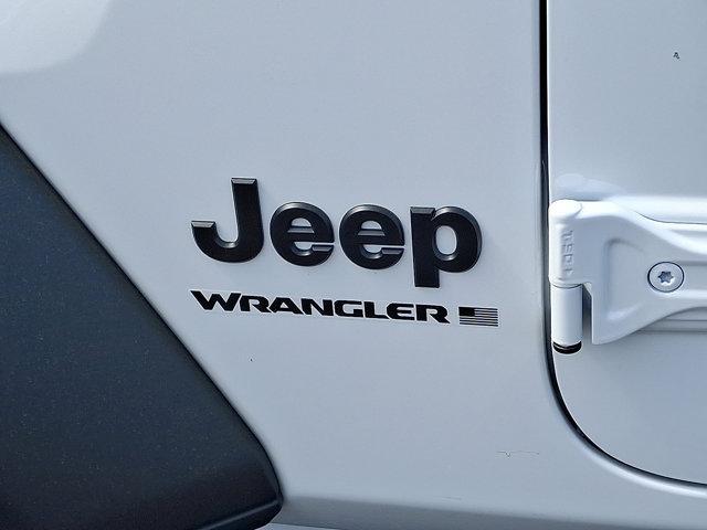 new 2025 Jeep Wrangler car, priced at $51,675