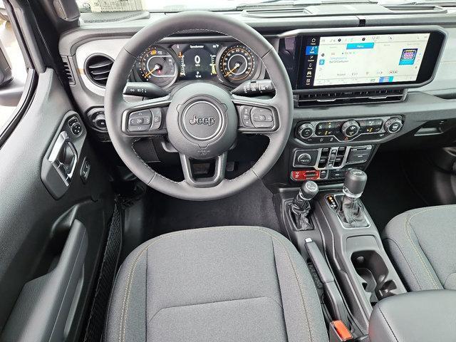 new 2025 Jeep Wrangler car, priced at $55,075