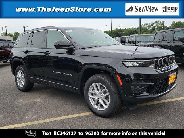 new 2024 Jeep Grand Cherokee car, priced at $43,995