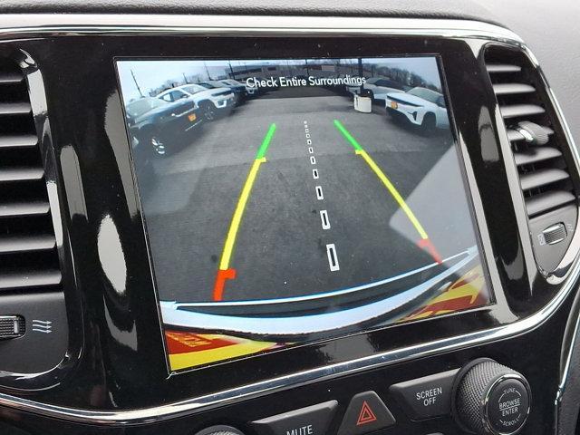 used 2022 Jeep Grand Cherokee car, priced at $30,810