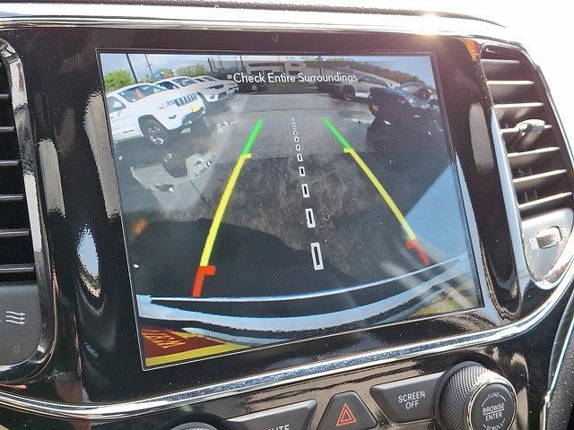 used 2022 Jeep Grand Cherokee car, priced at $30,810
