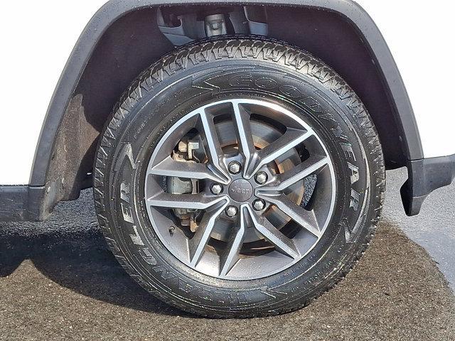 used 2022 Jeep Grand Cherokee car, priced at $30,810