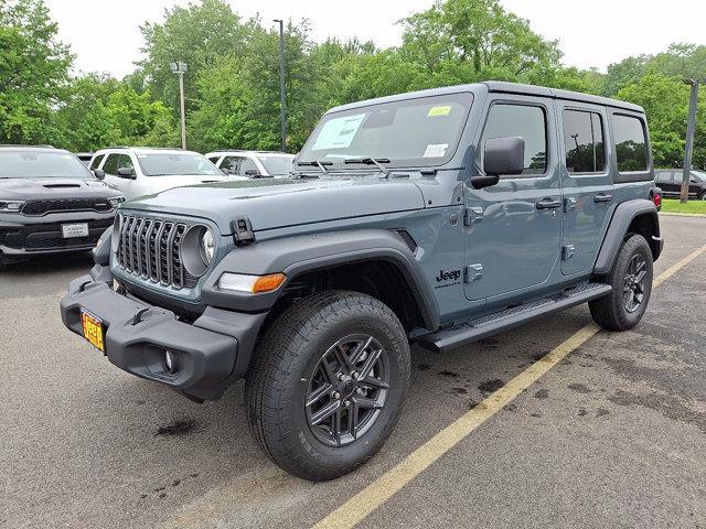 new 2025 Jeep Wrangler car, priced at $48,075