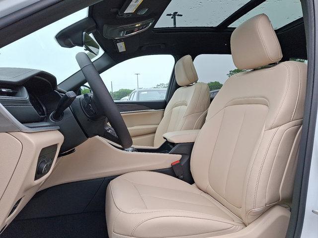 new 2025 Jeep Grand Cherokee L car, priced at $52,265