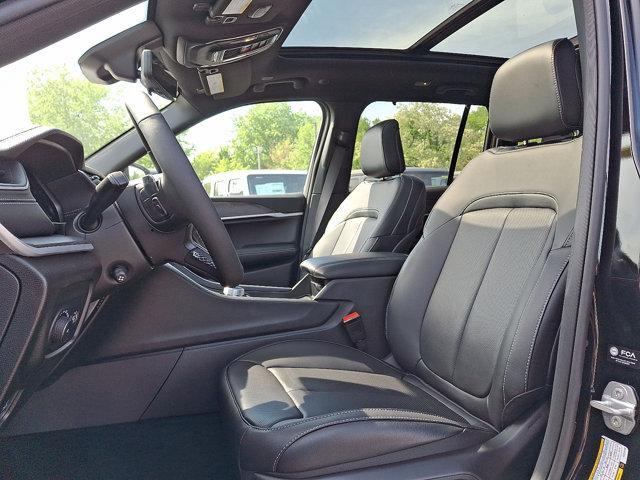 new 2025 Jeep Grand Cherokee car, priced at $55,660