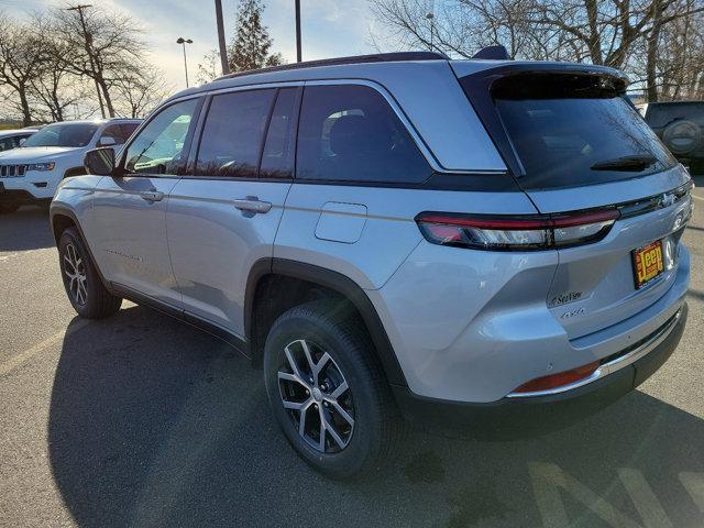 new 2024 Jeep Grand Cherokee car, priced at $50,995