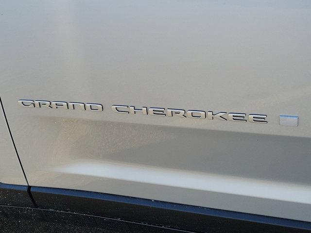 new 2024 Jeep Grand Cherokee car, priced at $50,995