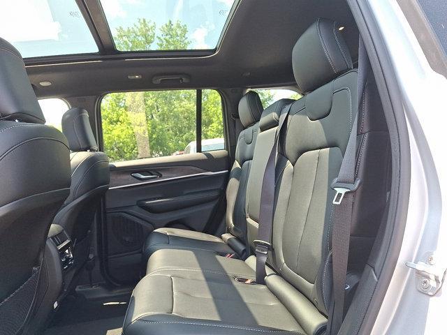 new 2025 Jeep Grand Cherokee car, priced at $52,735