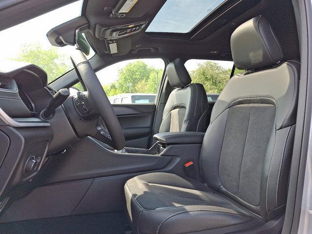 new 2025 Jeep Grand Cherokee car, priced at $46,730