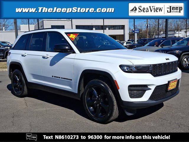 used 2022 Jeep Grand Cherokee car, priced at $32,810