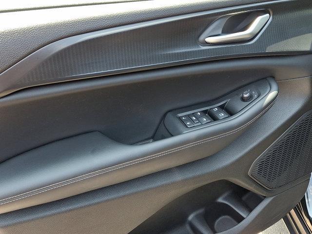 used 2023 Jeep Grand Cherokee car, priced at $36,810