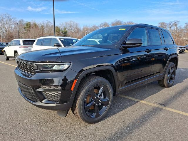 new 2024 Jeep Grand Cherokee car, priced at $46,175