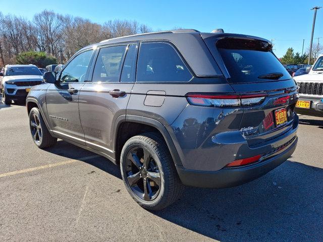 new 2025 Jeep Grand Cherokee car, priced at $52,535