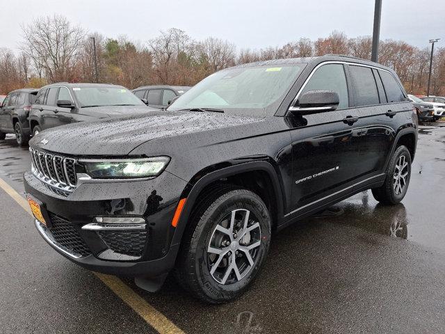 new 2025 Jeep Grand Cherokee car, priced at $52,735