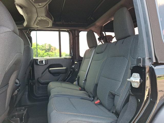 new 2025 Jeep Wrangler car, priced at $43,045