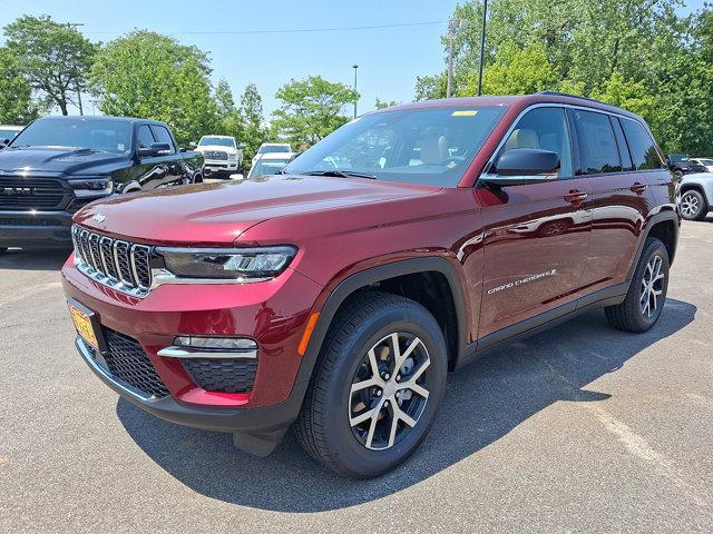 new 2025 Jeep Grand Cherokee car, priced at $50,010