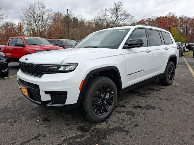 new 2025 Jeep Grand Cherokee L car, priced at $47,935