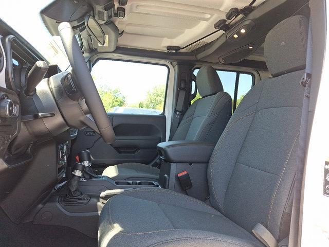 new 2025 Jeep Wrangler car, priced at $47,480