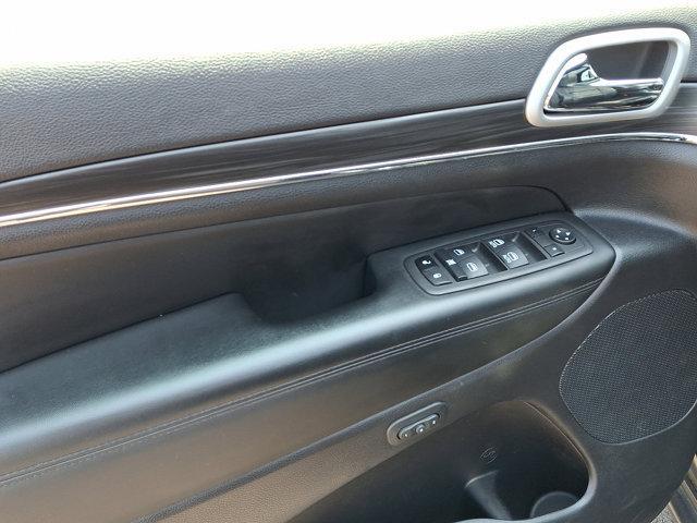 used 2022 Jeep Grand Cherokee car, priced at $32,810