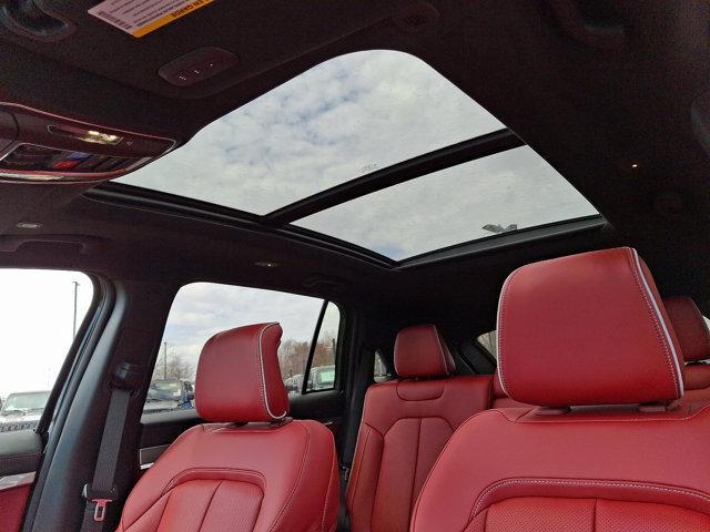 new 2025 Jeep Wagoneer S car, priced at $73,590