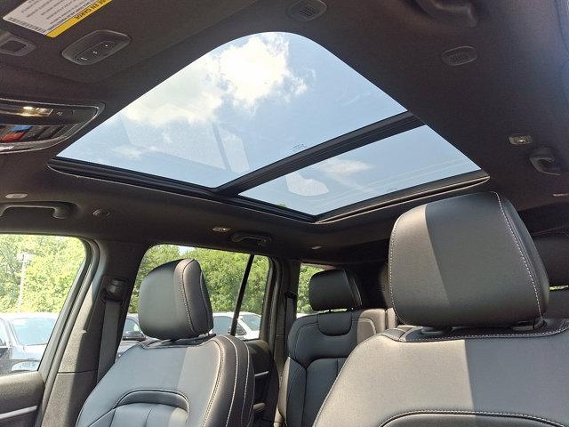 new 2025 Jeep Grand Cherokee car, priced at $50,010