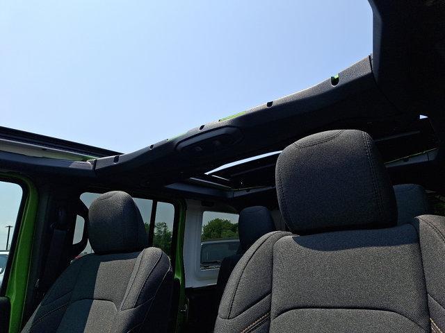 new 2025 Jeep Wrangler car