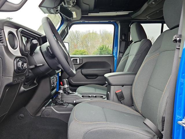 new 2025 Jeep Wrangler car, priced at $52,270