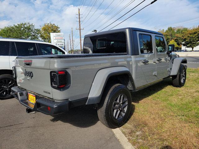 used 2021 Jeep Gladiator car, priced at $27,810