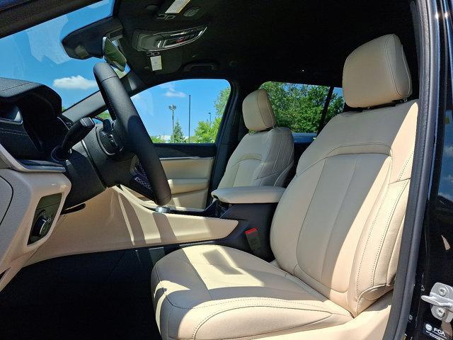 new 2025 Jeep Grand Cherokee car, priced at $47,495