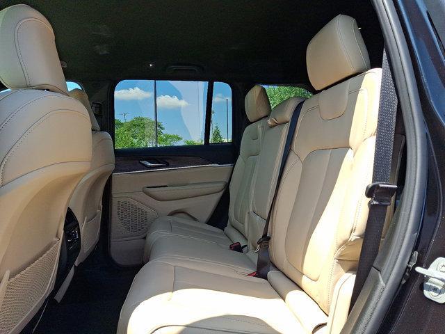 new 2025 Jeep Grand Cherokee car, priced at $47,495