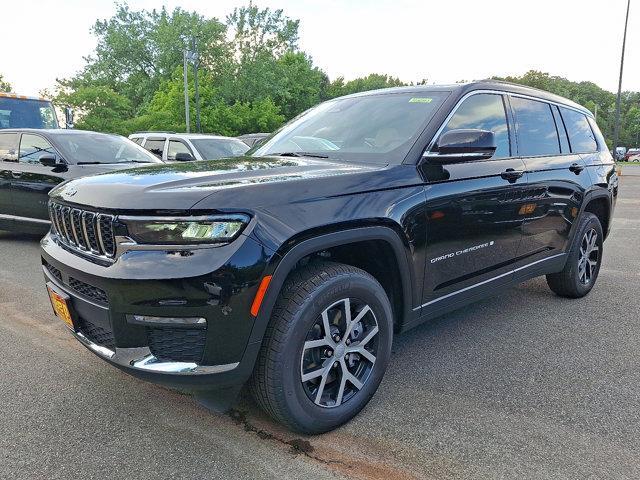 new 2025 Jeep Grand Cherokee L car, priced at $52,110