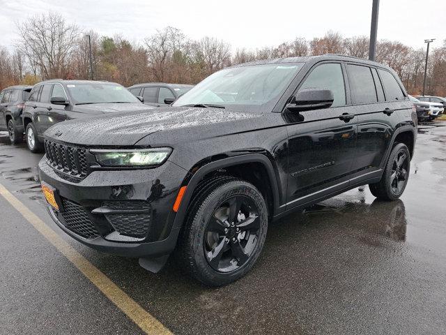 new 2025 Jeep Grand Cherokee car, priced at $48,175