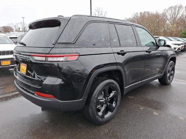 new 2025 Jeep Grand Cherokee car, priced at $48,175