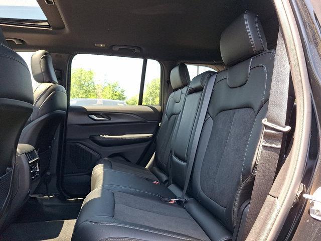 new 2025 Jeep Grand Cherokee car, priced at $48,375