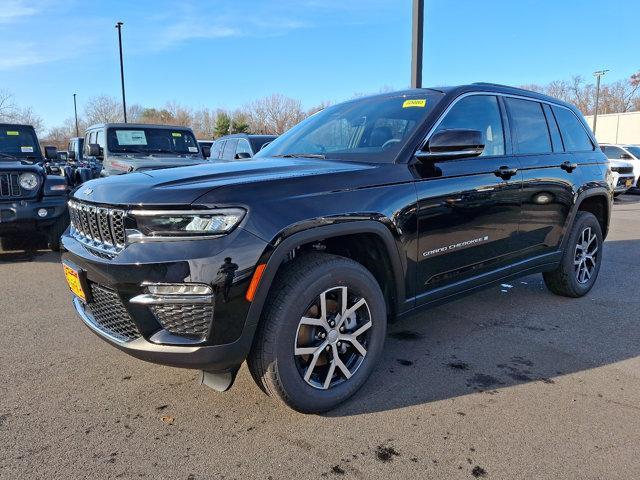 new 2025 Jeep Grand Cherokee car, priced at $49,810