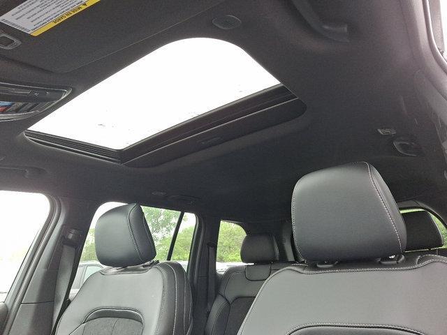 new 2025 Jeep Grand Cherokee car, priced at $46,730