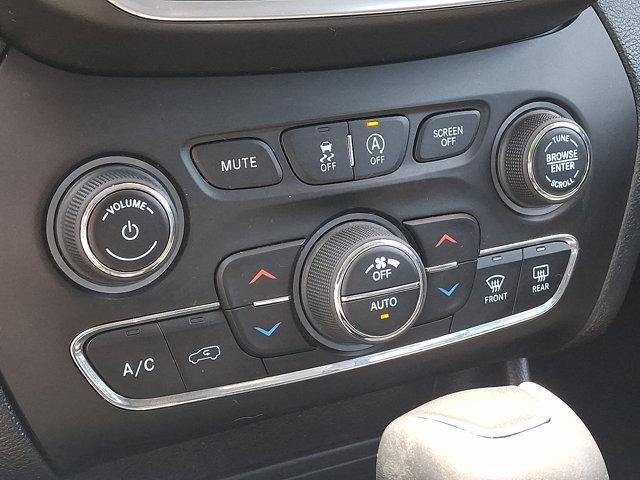 used 2021 Jeep Cherokee car, priced at $25,810