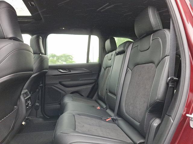 new 2025 Jeep Grand Cherokee car, priced at $46,730