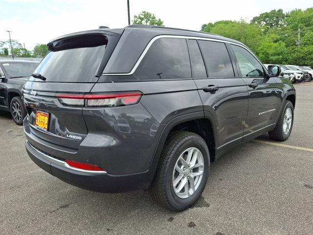 new 2025 Jeep Grand Cherokee car, priced at $44,170