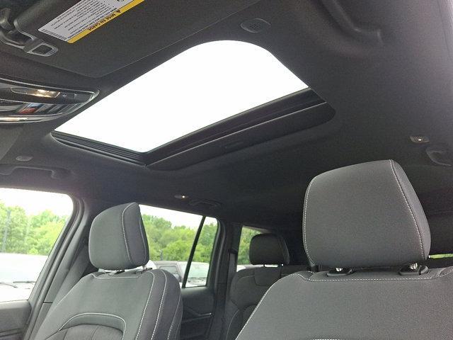 new 2025 Jeep Grand Cherokee car, priced at $44,170