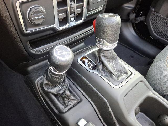 new 2025 Jeep Wrangler car, priced at $52,270