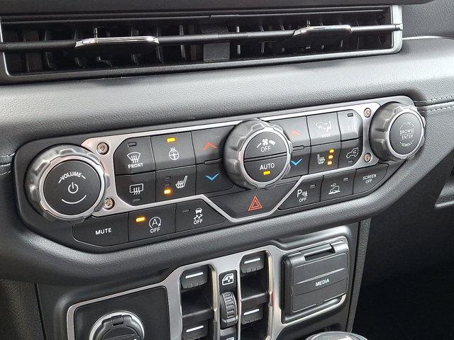 new 2025 Jeep Wrangler car, priced at $57,120