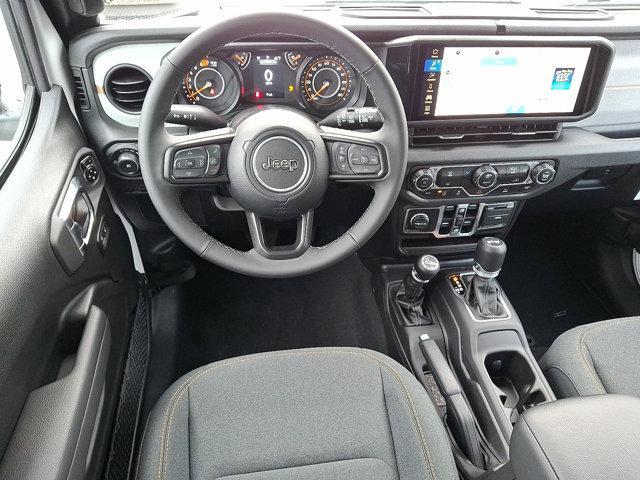 new 2025 Jeep Wrangler car, priced at $46,755