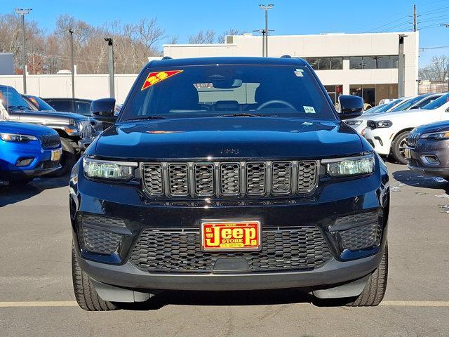 used 2023 Jeep Grand Cherokee car, priced at $35,810