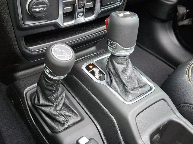 new 2025 Jeep Wrangler car, priced at $61,120