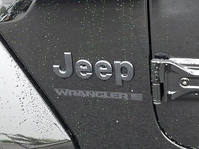 new 2025 Jeep Wrangler car, priced at $61,120