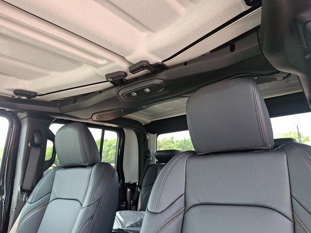 new 2025 Jeep Gladiator car, priced at $49,410