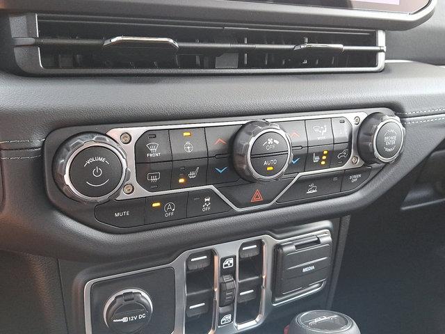 new 2025 Jeep Gladiator car, priced at $49,410