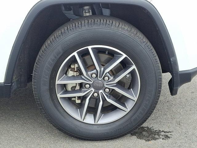 used 2022 Jeep Grand Cherokee car, priced at $31,810